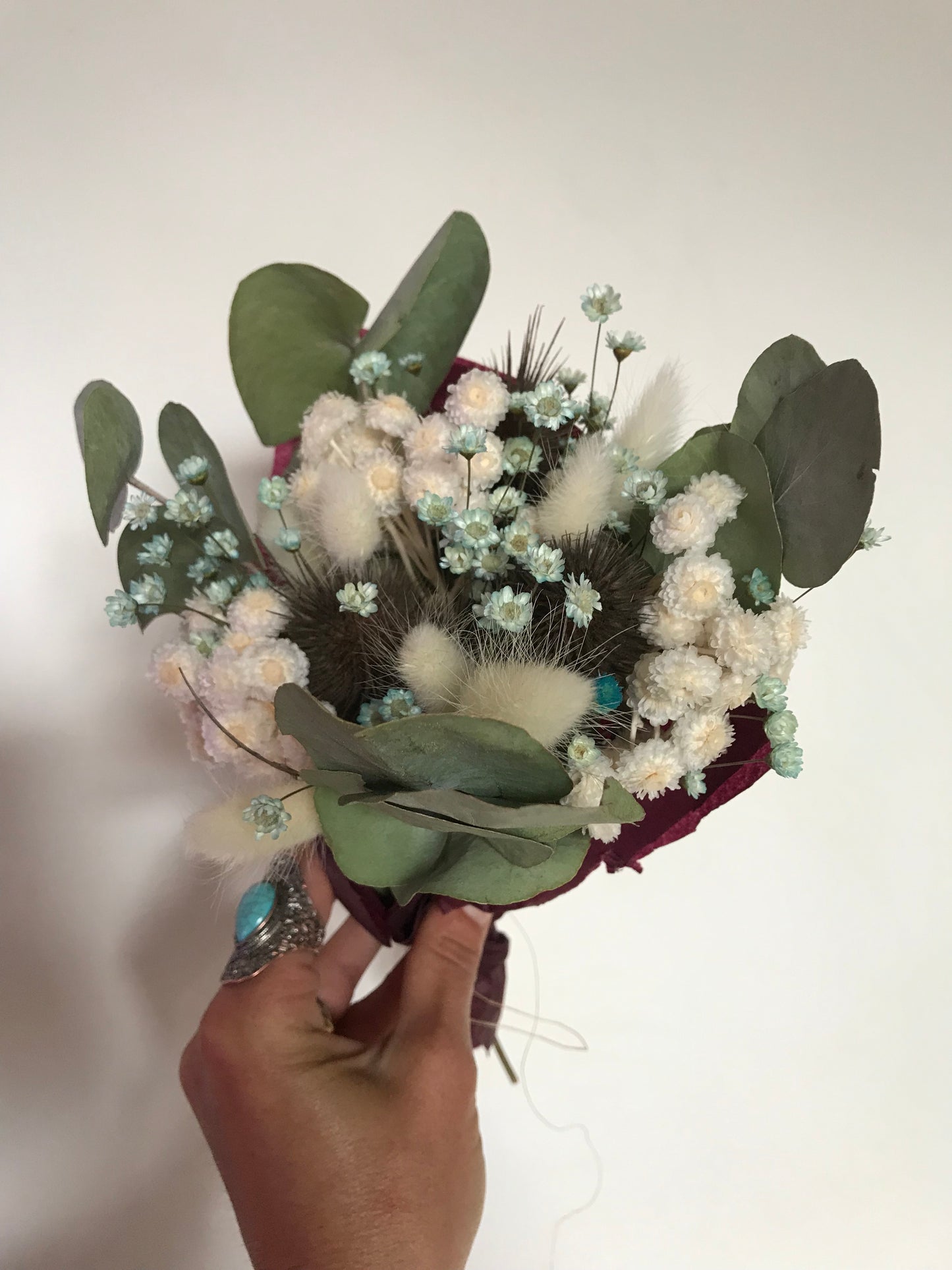 Bouquet de fleurs sechees Eucalyptus Chardon / Bleute