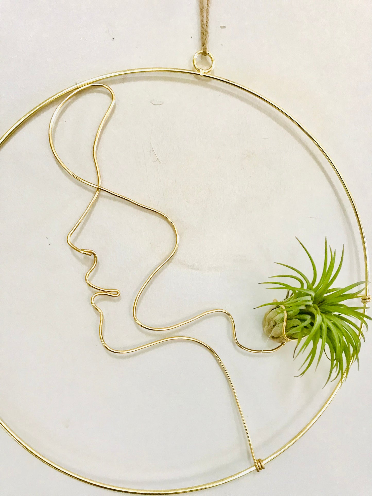 Couronne Tillandsia Visage Femme Profil