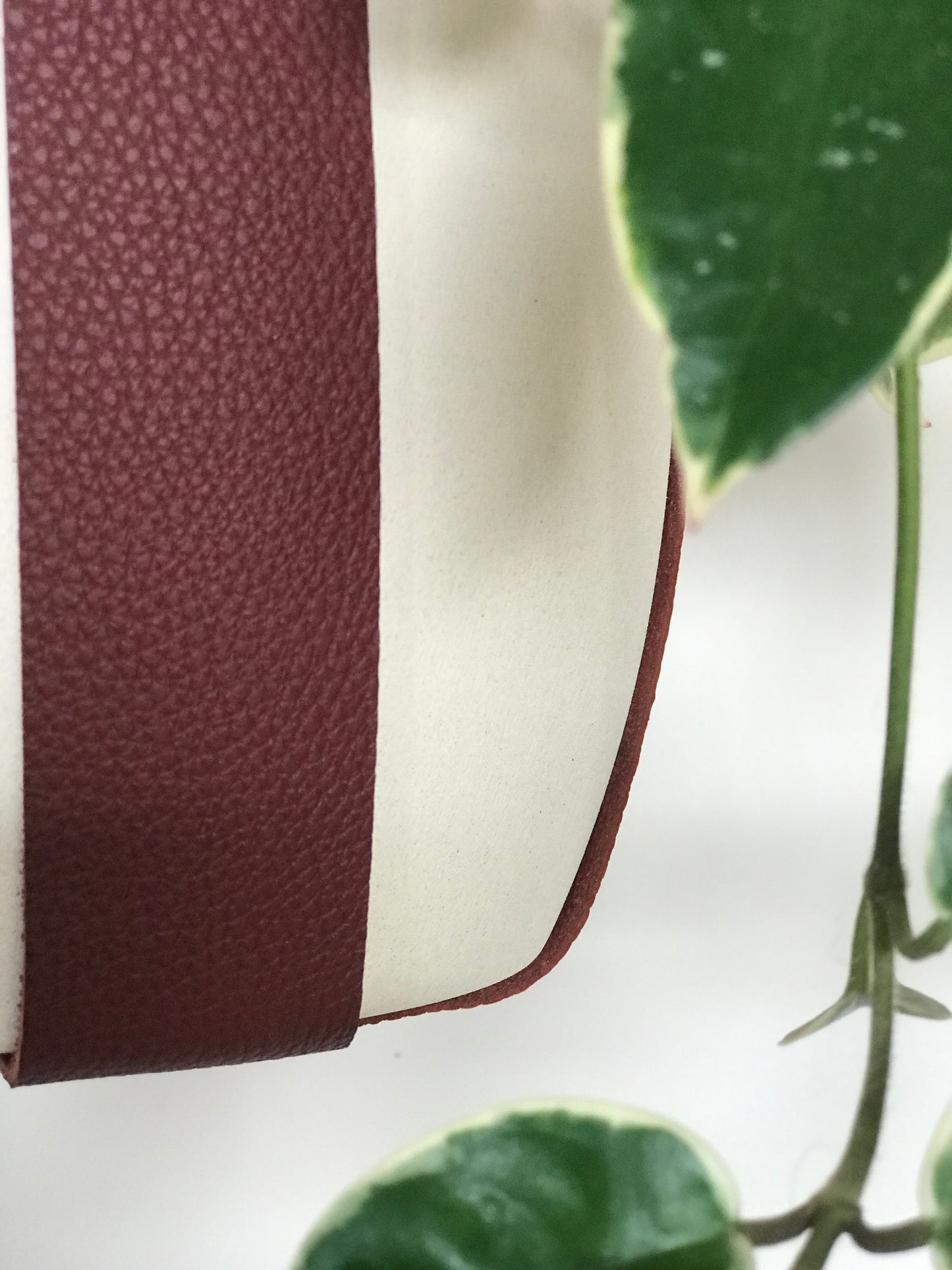 Suspension Plante 100% cuir grainé - 6 coloris