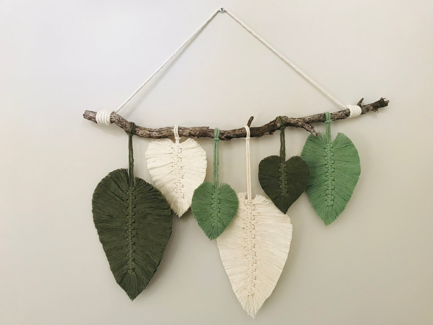 Feuilles murales en macrame 60cm